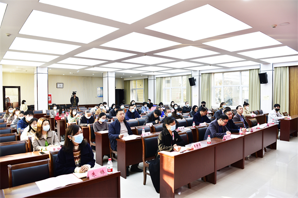 培养智慧财经复合型高素质技术技能型人才——智慧财经产业学院郑州揭牌